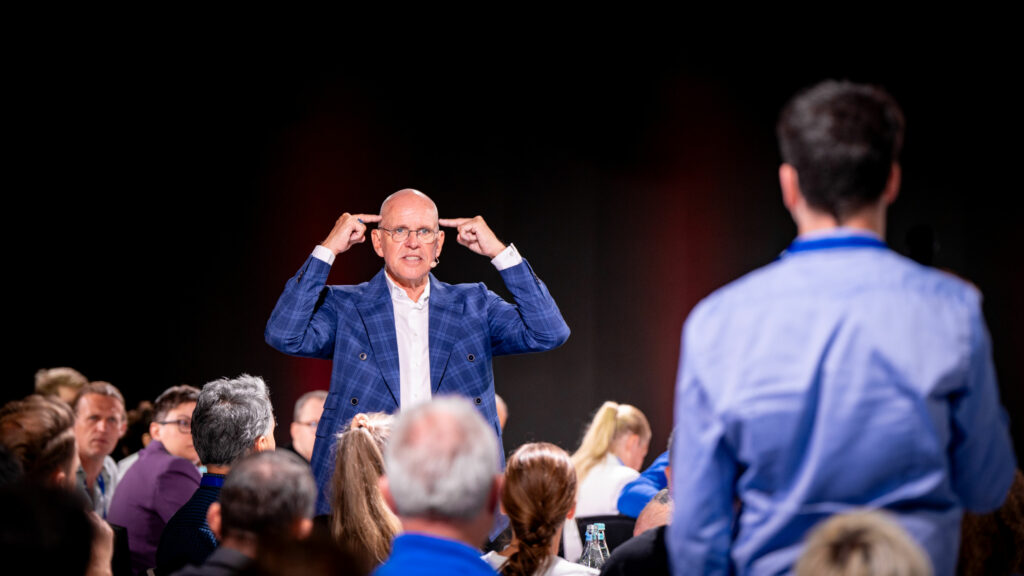 Mike Dierssen auf einem Seminar